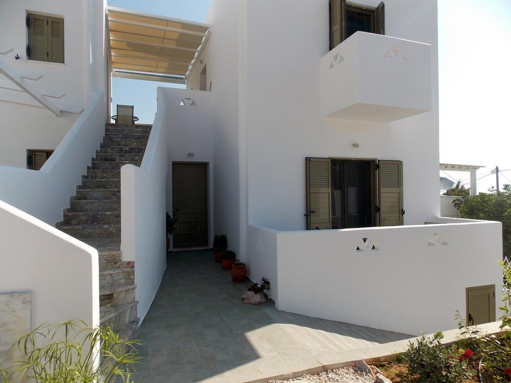 Aspous Studios And Rooms Скирос Экстерьер фото